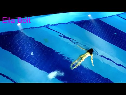❤️ Abdi teu tiasa ngeureunkeun nonton, pirang ngora bray ngojay buligir di ELLA bolt Resort kolam renang Poro anal dina su.xxxshake.ru ☑
