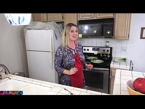 ❤️ Stepmom milking anjeunna di dapur saméméh tanggal na Poro anal dina su.xxxshake.ru ☑